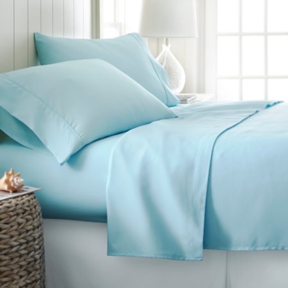 iEnjoy Home Style Simplified 3-Piece Sheet Set – Twin – Aqua NWT - Picture 1 of 1